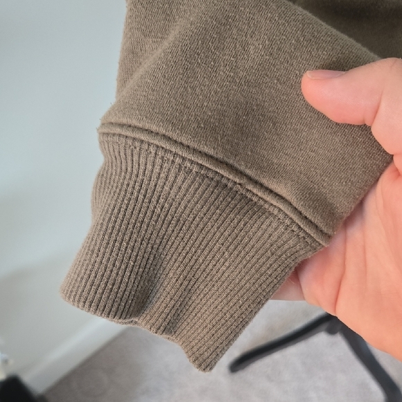 Aerie Turtleneck Sweater in Green - Picture 4 of 4